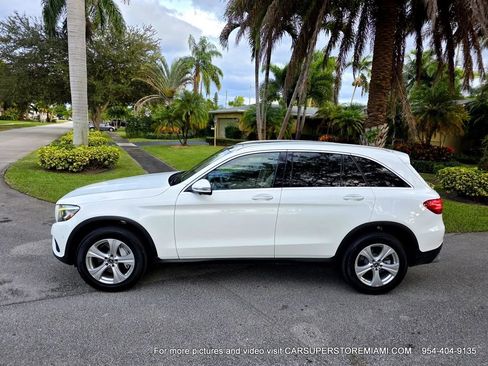 Used 2018 Mercedes-Benz GLC 300 w/ Premium Package image 63