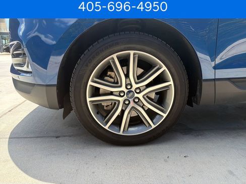 Used 2022 Ford Edge Titanium AWD/4WD image 31