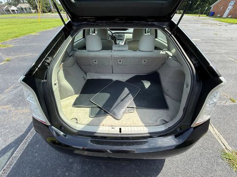 Used 2010 Toyota Prius Five FWD image 20