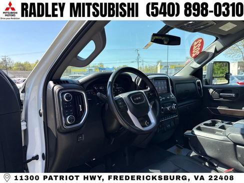 Used 2022 GMC Sierra 2500 SLT w/ Snow Plow Prep/Camper Package AWD/4WD image 4