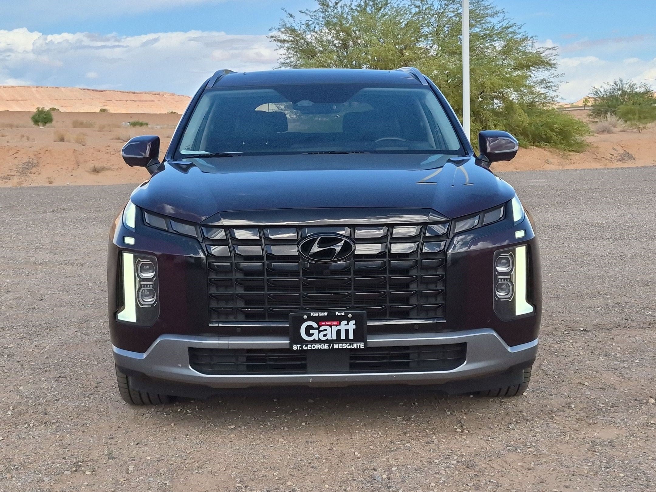 Used 2024 Hyundai Palisade Limited FWD image 8