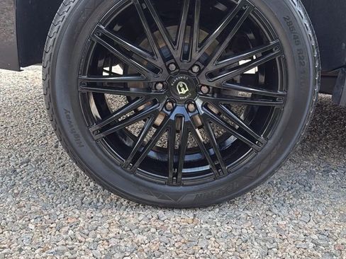 Used 2018 Chevrolet Tahoe Premier AWD/4WD image 47