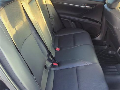 Used 2025 Toyota Camry XLE FWD image 23
