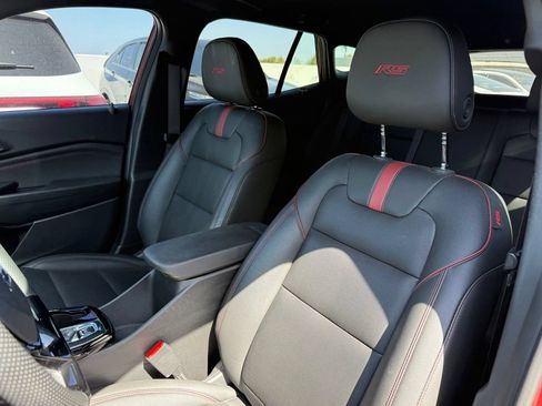 Used 2025 Chevrolet Trax RS w/ Driver Confidence Package FWD image 3