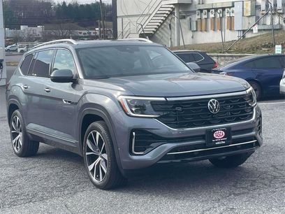 New 2025 Volkswagen Atlas SEL Premium R-Line