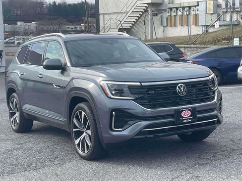New 2025 Volkswagen Atlas SEL Premium R-Line image 1