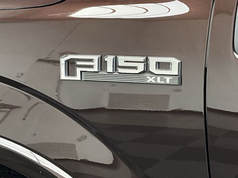 Certified 2019 Ford F150 XLT w/ Equipment Group 302A Luxury AWD/4WD image 33