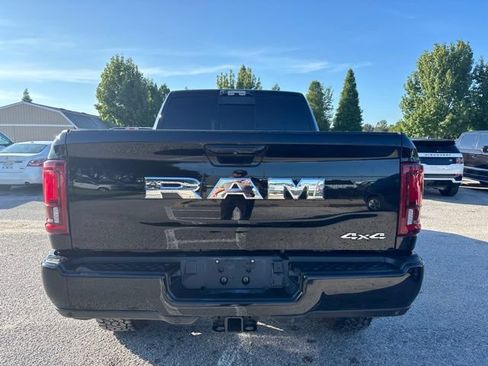Used 2025 RAM 2500 Laramie w/ Towing Technology Group AWD/4WD image 6