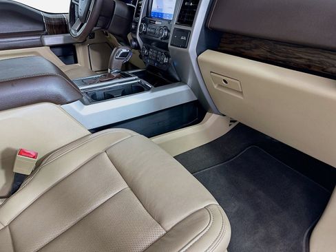Used 2019 Ford F150 Lariat AWD/4WD image 33