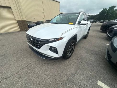Used 2022 Hyundai Tucson Limited AWD/4WD image 3