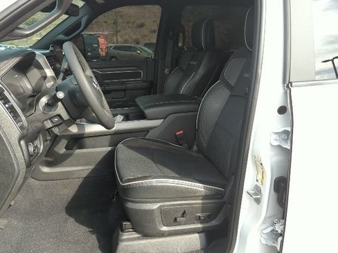 Certified 2026 RAM 2500 Laramie AWD/4WD image 5