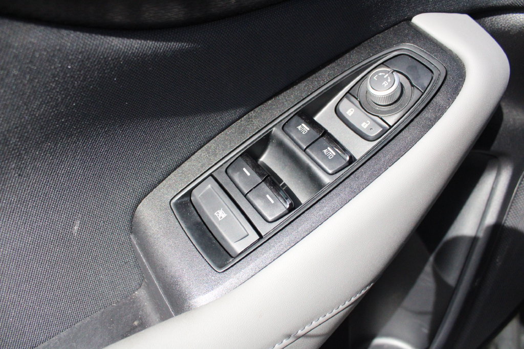 Used 2024 Subaru Outback Premium AWD/4WD image 7
