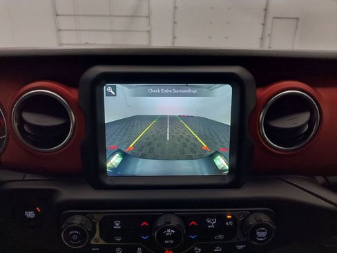 Used 2020 Jeep Gladiator Rubicon AWD/4WD image 26