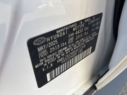 Certified 2025 Hyundai Sonata SE FWD image 11