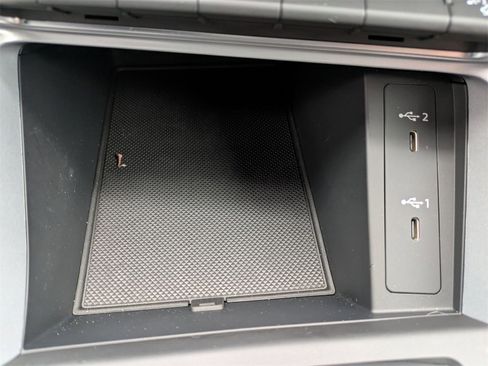 Used 2022 Audi Q3 2.0T Premium image 25