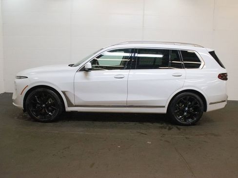 Certified 2026 BMW X7 xDrive40i w/ Premium Package image 7
