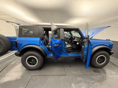 New 2026 Ford Bronco Badlands w/ Sasquatch Package image 19