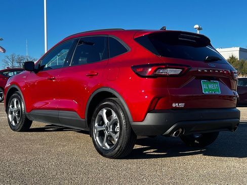 Used 2025 Ford Escape ST-Line w/ Equipment Group 301A image 8