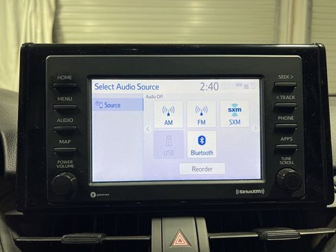 Used 2022 Toyota RAV4 LE image 28