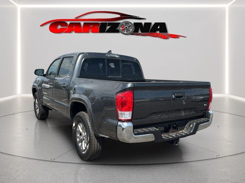 Used 2016 Toyota Tacoma SR5 w/ SR5 Appearance Package (SN) RWD image 8