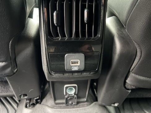 Used 2023 Jeep Compass Altitude image 19