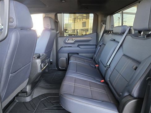 Used 2024 Chevrolet Silverado 1500 High Country w/ High Country Premium Package image 13