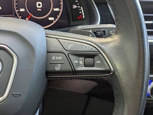 Used 2019 Audi Q7 3.0T Premium Plus w/ Premium Plus Package AWD/4WD image 5