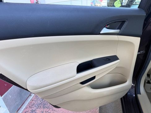 Used 2011 Honda Accord LX image 21