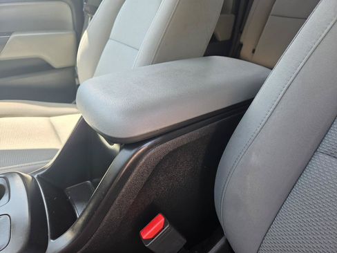 Used 2019 Chevrolet Colorado W/T w/ WT Convenience Package RWD image 19