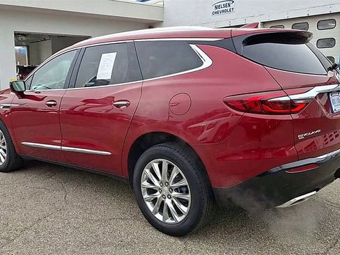 Used 2021 Buick Enclave Premium w/ Sun and Sites Package image 6