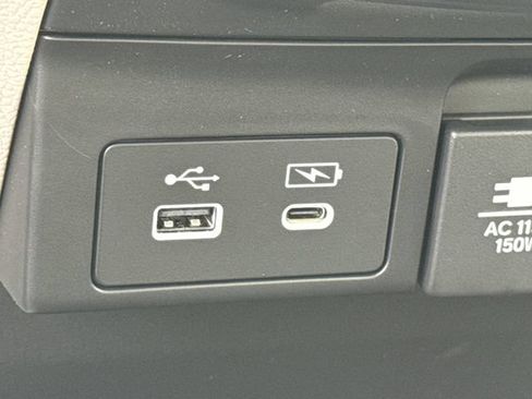 New 2026 Honda Odyssey Touring image 30