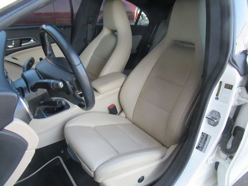 Used 2019 Mercedes-Benz CLA 250 image 20