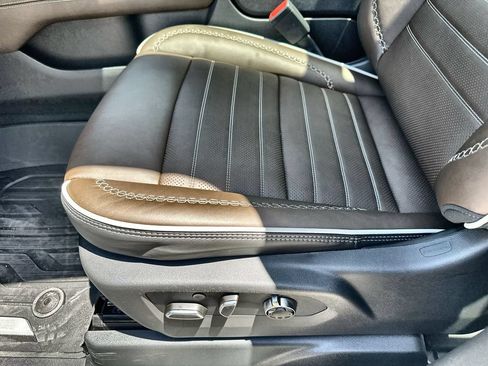 New 2026 GMC Yukon Denali Ultimate AWD/4WD image 25