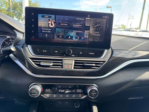 New 2025 Nissan Altima 2.5 SR w/ SR Premium Package image 18