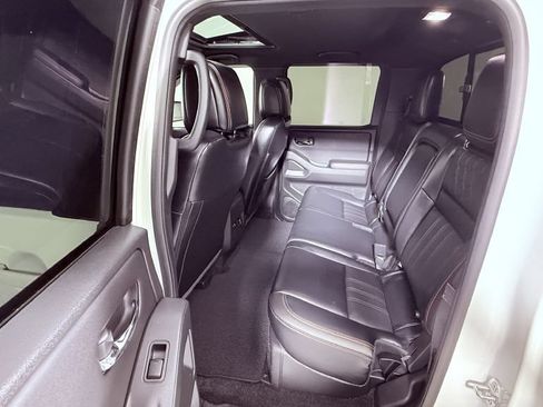 Used 2023 Nissan Frontier PRO-4X w/ Pro-4X Premium Package AWD/4WD image 23