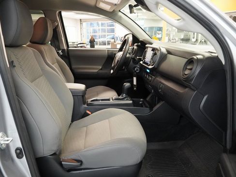 Used 2021 Toyota Tacoma SR image 34