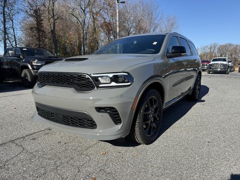 New 2026 Dodge Durango GT image 3