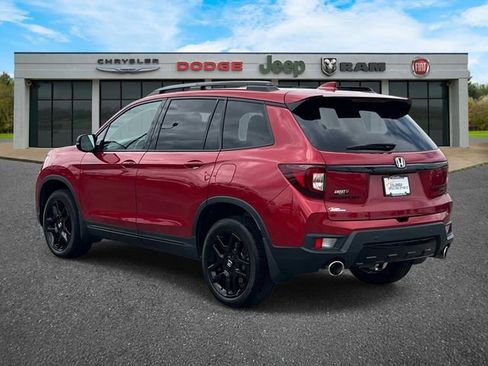 Used 2025 Honda Passport Black Edition image 7