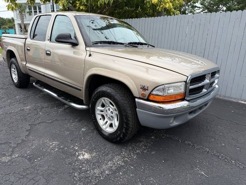 Used 2004 Dodge Dakota SLT w/ PWR Convenience Group RWD image 2