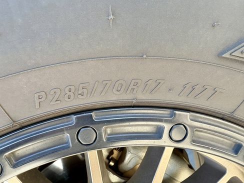 Used 2022 Nissan Frontier Pro-X w/ Pro-X Premium Package image 10