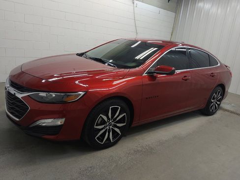 Used 2022 Chevrolet Malibu RS FWD image 2