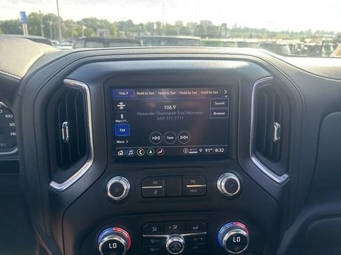 Used 2023 GMC Sierra 3500 AT4 w/ AT4 Premium Plus Package AWD/4WD image 18