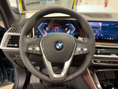 New 2026 BMW X5 sDrive40i w/ Climate Comfort Package image 17