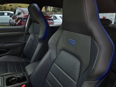 Used 2022 Volkswagen Golf R AWD/4WD image 21