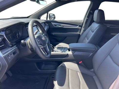 New 2026 Cadillac XT5 Luxury w/ LPO, Floor Liner Package image 10