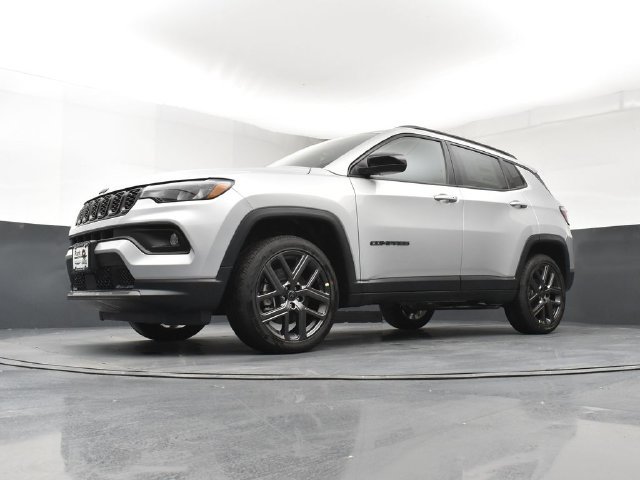 New 2026 Jeep Compass Latitude AWD/4WD image 21