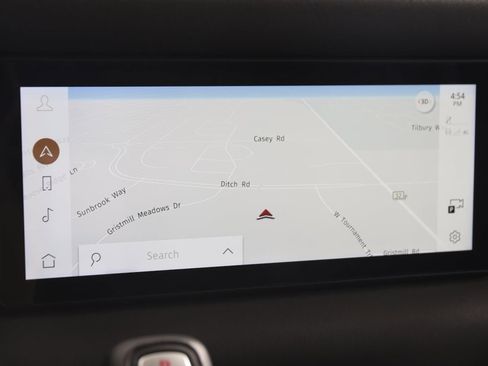 Used 2023 Land Rover Defender 110 S image 8