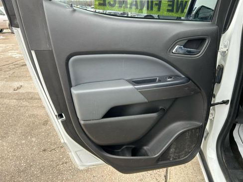 Used 2017 Chevrolet Colorado Z71 image 13