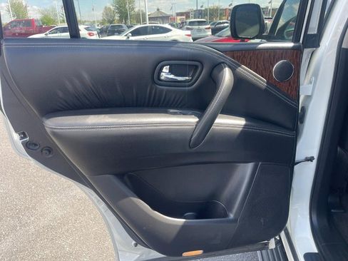 Used 2019 Nissan Armada Platinum AWD/4WD image 21