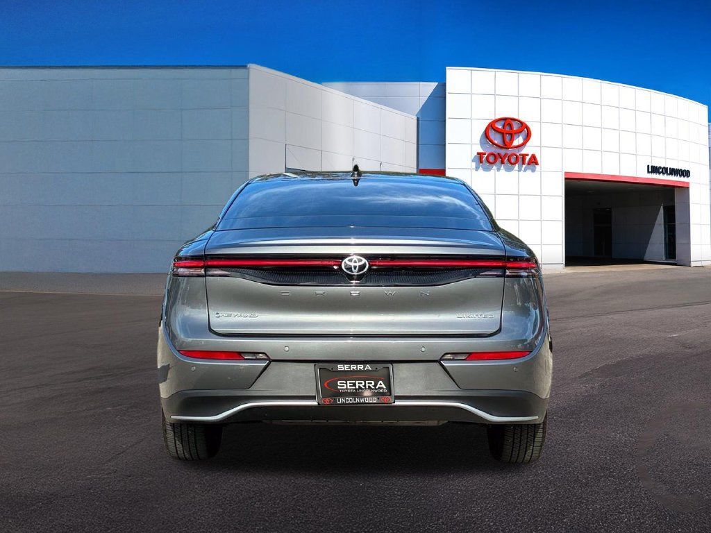 Used 2026 Toyota Crown AWD/4WD image 12